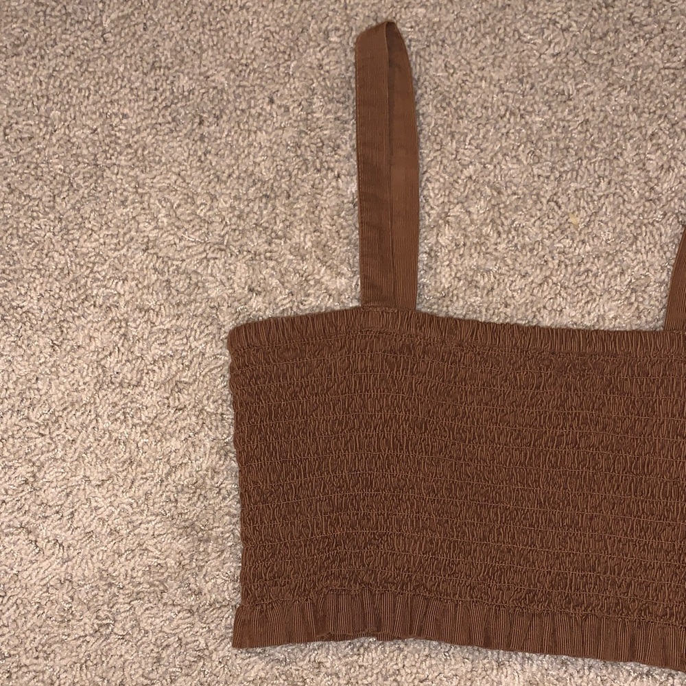 NWOT American Eagle Women Brown Smocked Ruffle Bottom Sleeveless Crop Top Small - Picture 3 of 8